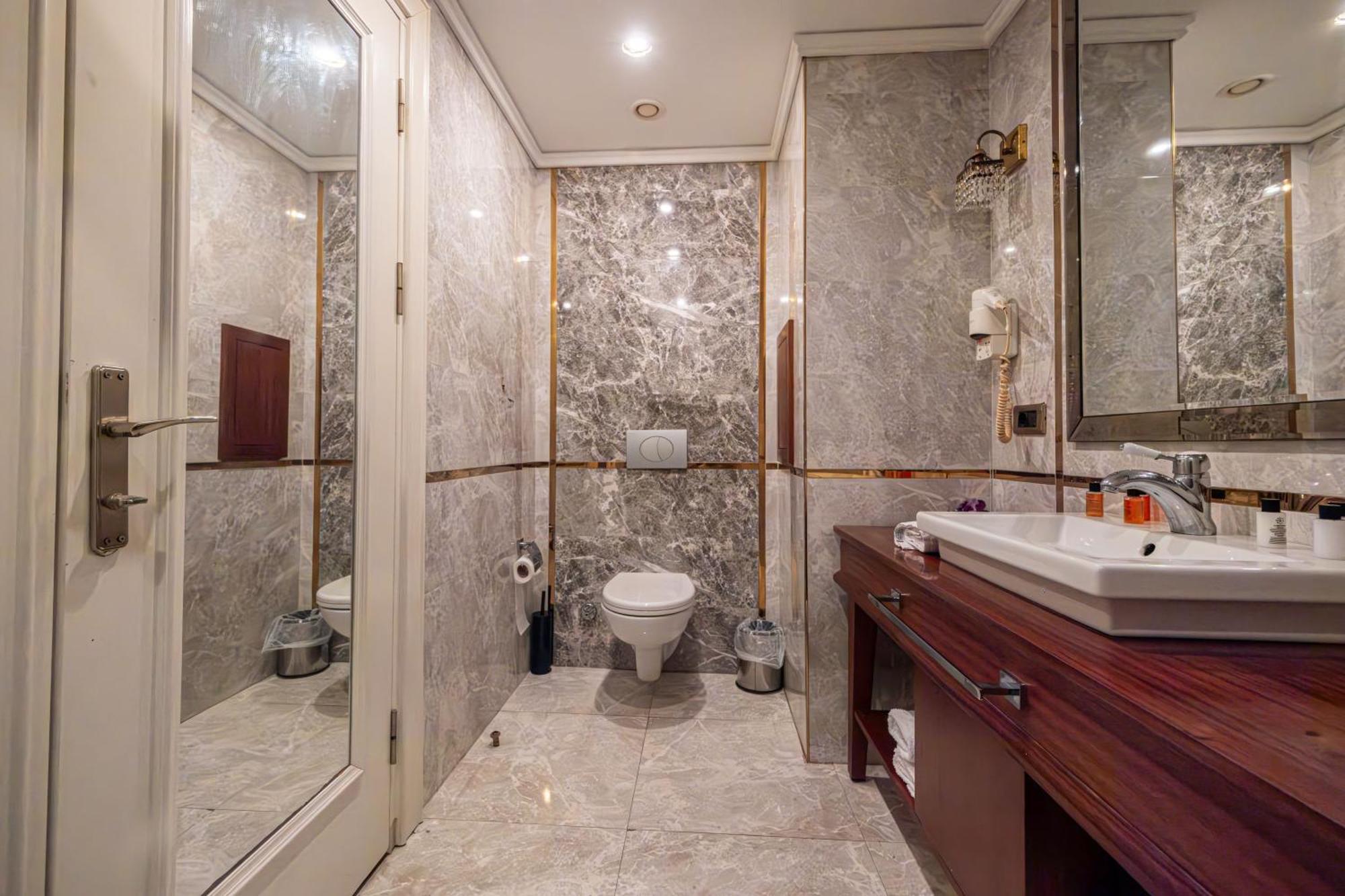 Myy Boutique Hotel Istanbul Exterior photo
