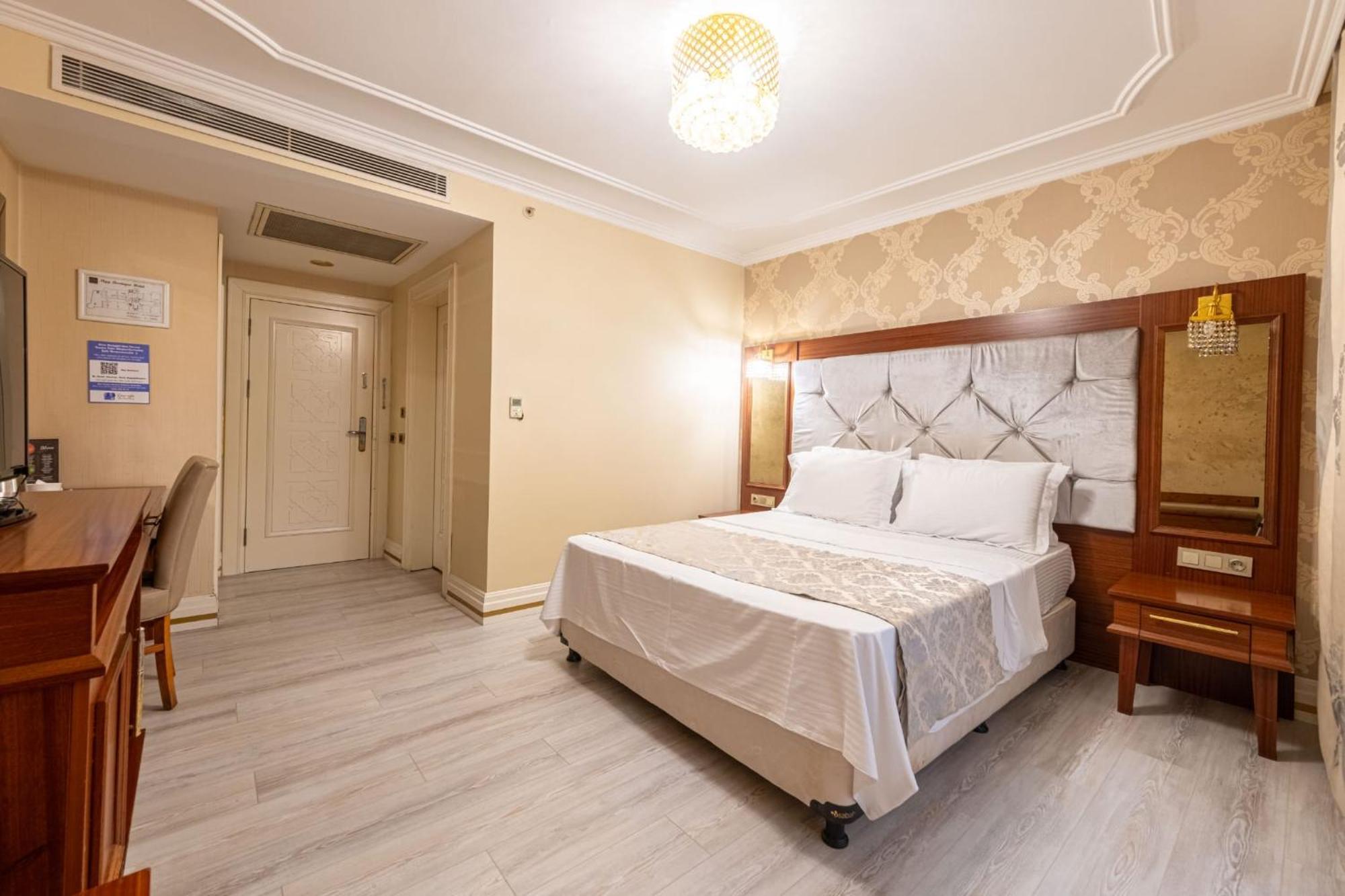 Myy Boutique Hotel Istanbul Exterior photo
